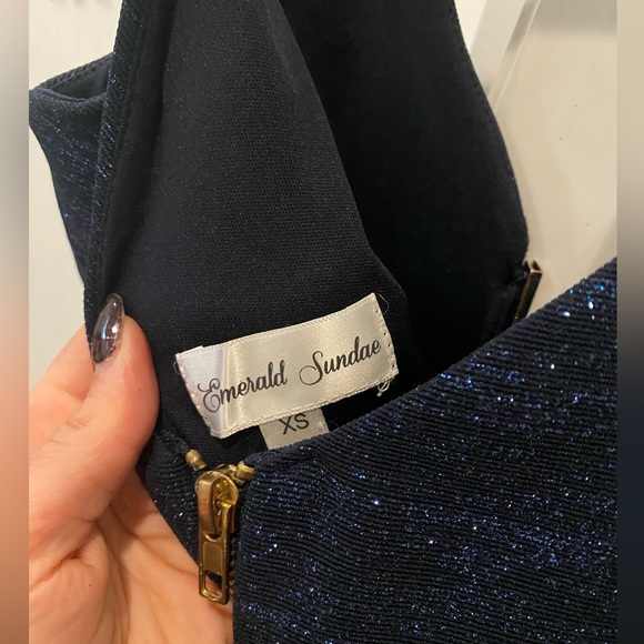 Blue shimmery formal mini dress - Picture 4 of 5